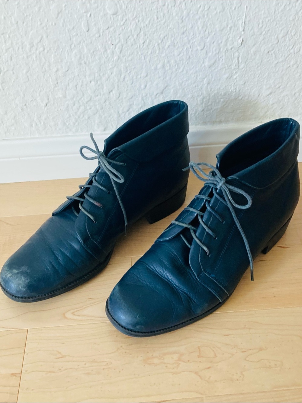 Vintage St John’s Bay Navy Blue Leather Booties